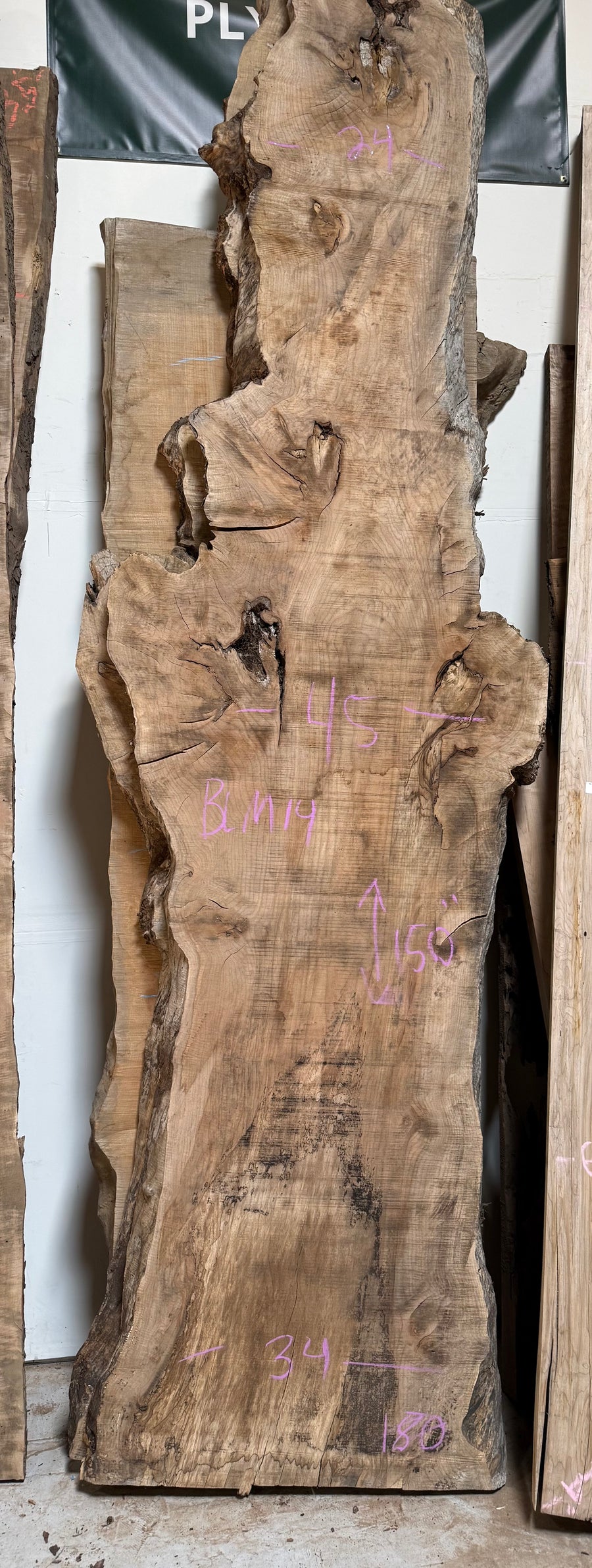 Big Leaf Maple Live Edge BLM14 20-45x150x3
