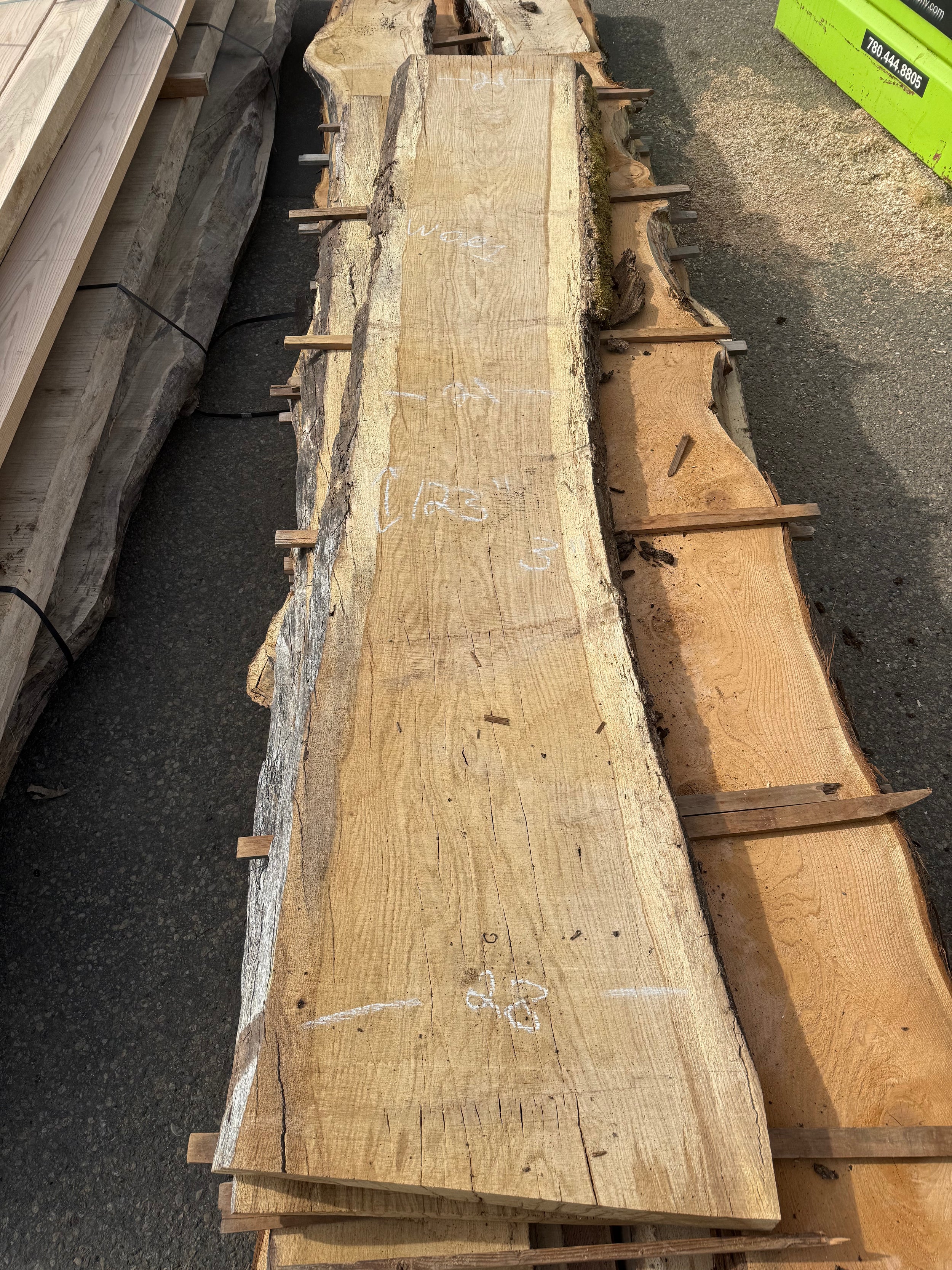 White oak Live Edge WO01